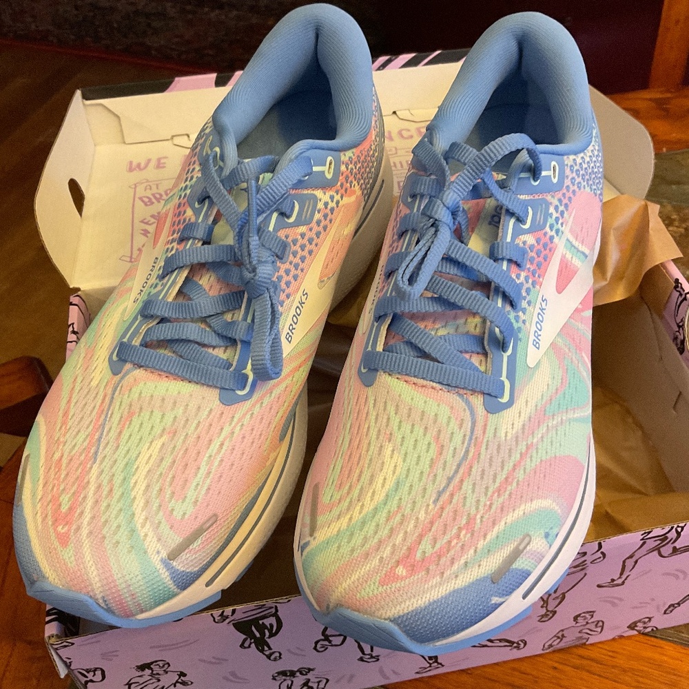Brooks Womens Ghost 14 Purple Brand New Sports Matter